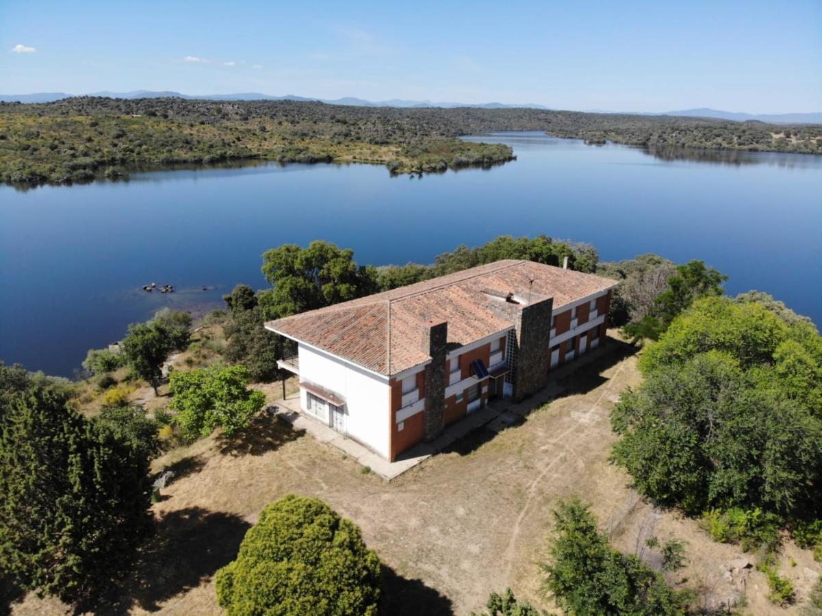 Albergue Alagon Natura Valdeobispo Dış mekan fotoğraf
