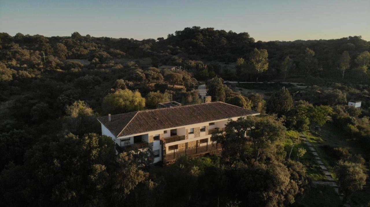 Albergue Alagon Natura Valdeobispo Dış mekan fotoğraf